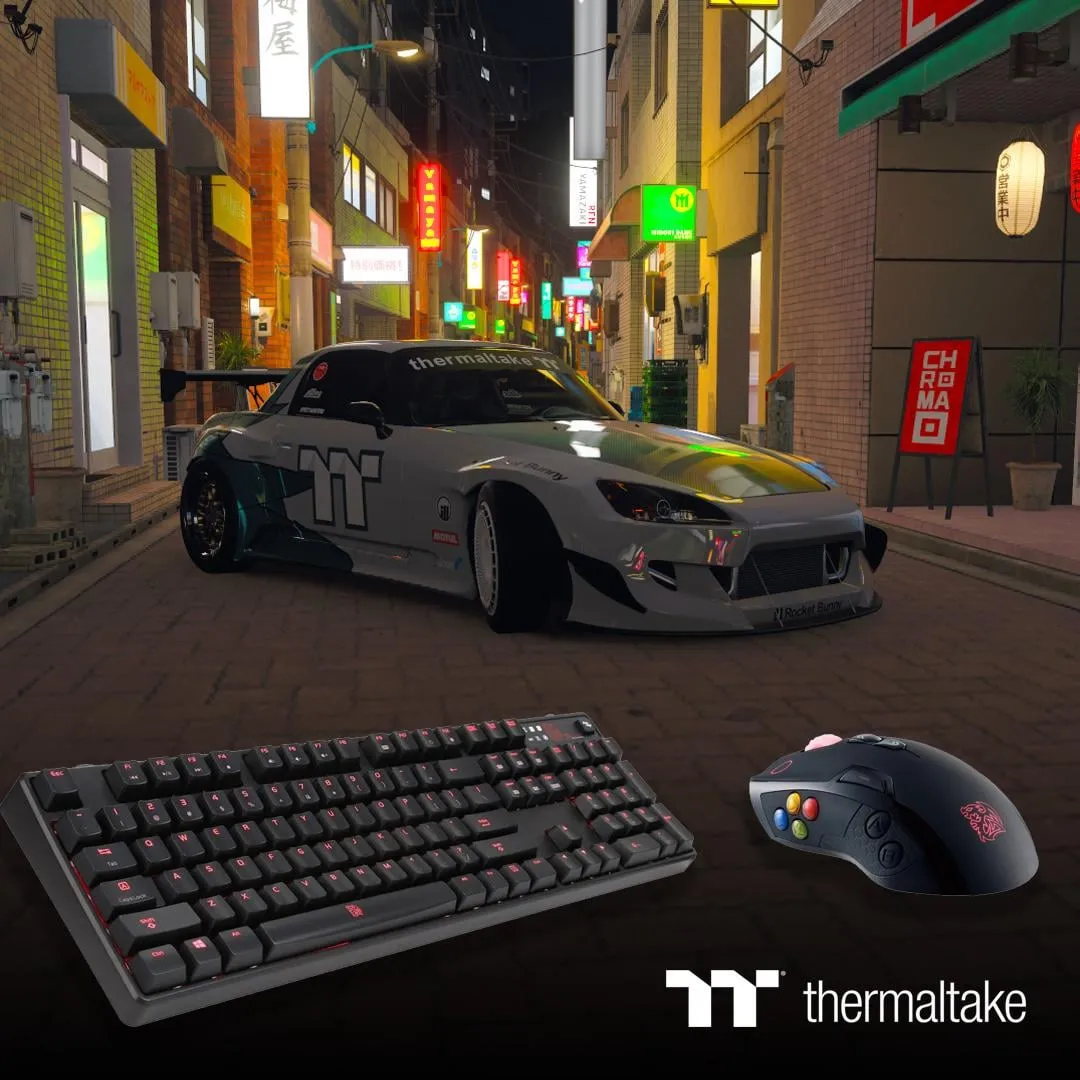 Afternoon everyone! I'm from the Thermaltake UK marketing team, and with the ble