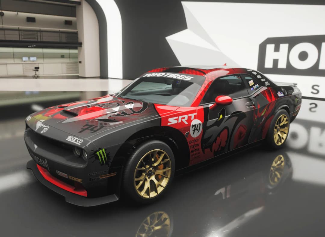 Seasonal Road A700 2015 Dodge Challenger SRT Hellcat